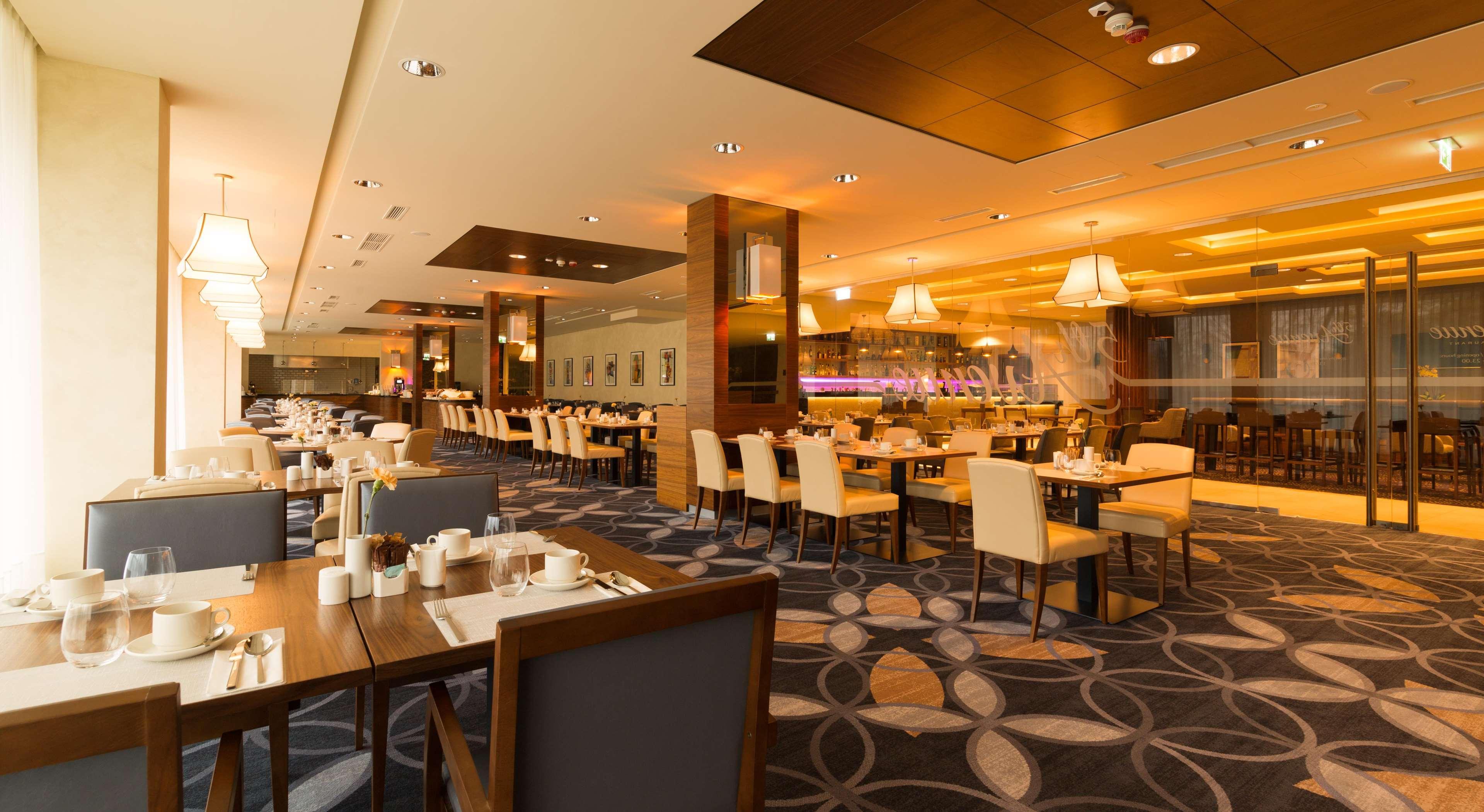 Doubletree By Hilton & Convention Center Hotel Krakow