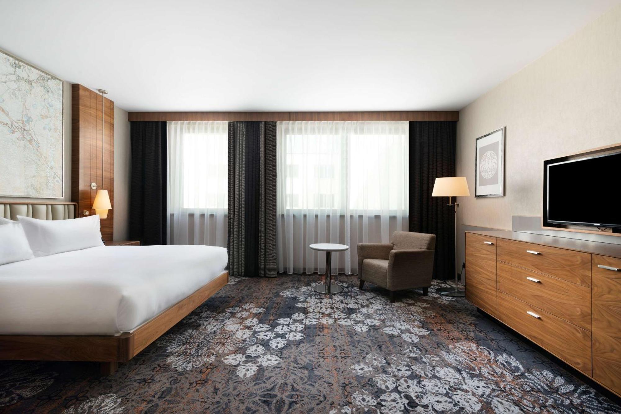 Hotel Doubletree By Hilton & Convention Center
